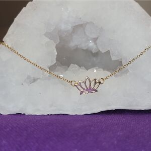 Lotus Pendent Necklace Gold